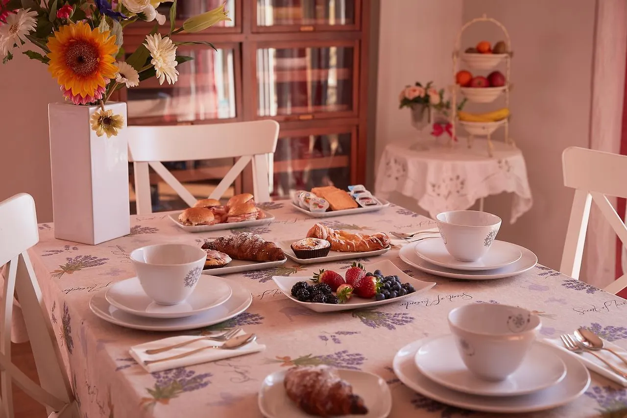 Cento Passi Dal Duomo B&B Arezzo Bed & Breakfast