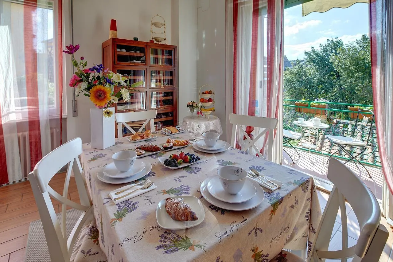 Cento Passi Dal Duomo B&B Arezzo 2*,  Italie